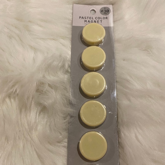 Min Pastel Color Magnet. Yellow. 6pcs. - Picture 2 of 4